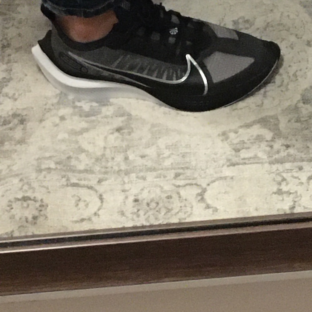 Nike Zoom Gravity, Women’s 9.5 NIB